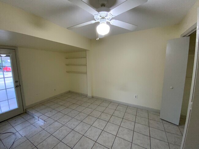 Photo - 223 Indian Oaks Dr