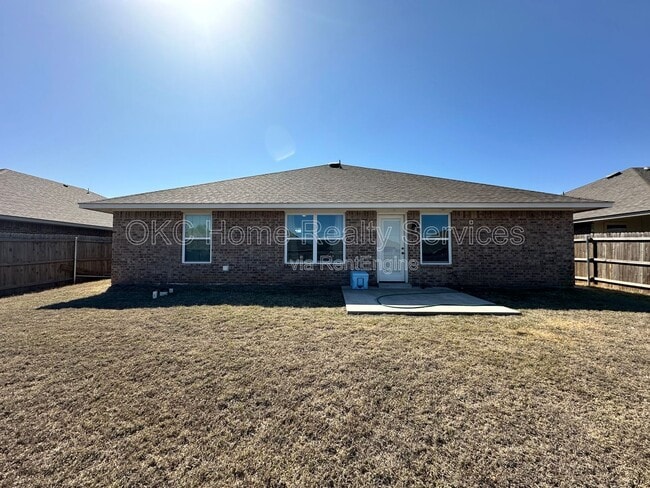 Building Photo - 7724 Windstone Dr