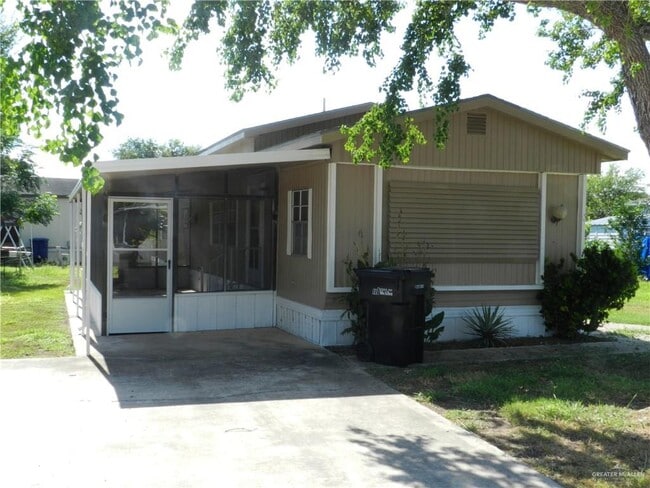 Building Photo - 9401 N 10th St Rental