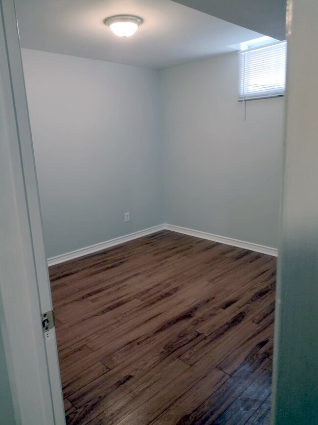 Photo - 48 Patterson Cres Unit Basement