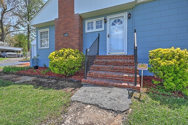 Photo - 1212 Tusculum Blvd
