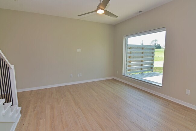 Photo - 1 Crosby Park Dr