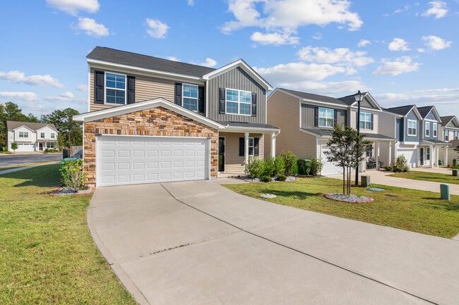 Photo - 672 Penfolds Wy