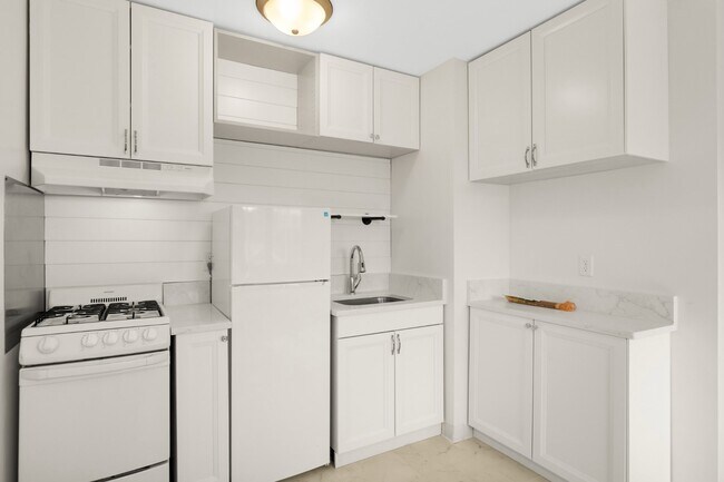 Photo - 3308 Girard Ave S Unit 101