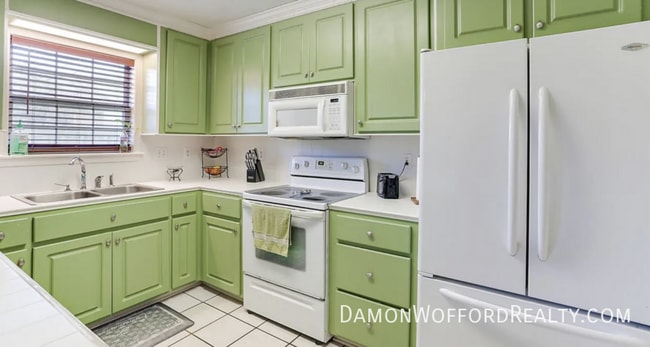 Photo - 115 Appleridge Dr