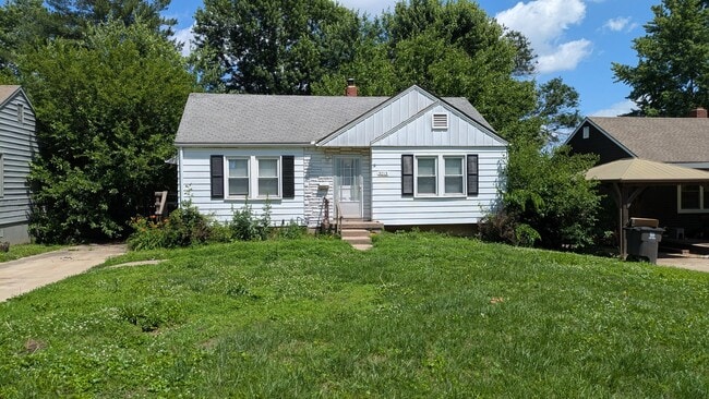 Photo - 3213 S Ash Ave