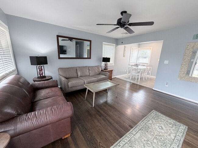 Photo - 1366 Baychester Ave