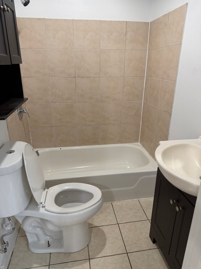 Photo - 39 Vinton St