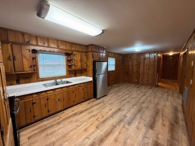 Photo - Charming 3 Bed 1 Bath Home in Woodbury