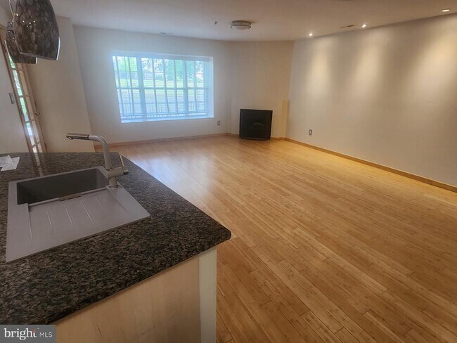 Photo - 1510 Carol Ct