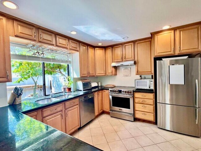 Photo - 5570 SW 9th Ct