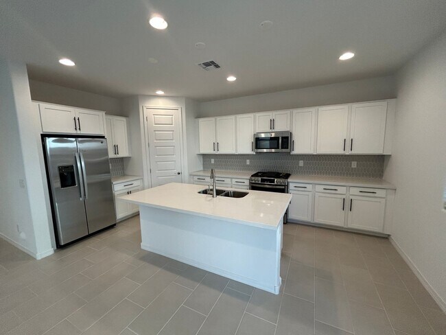 Photo - 25168 N 165th Ave