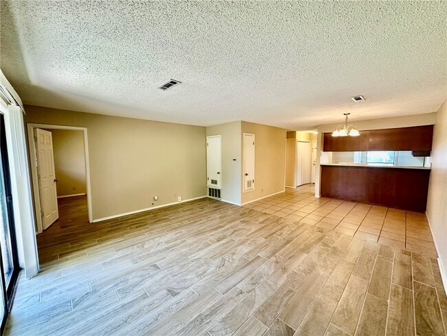 Photo - 1320 W Linden St