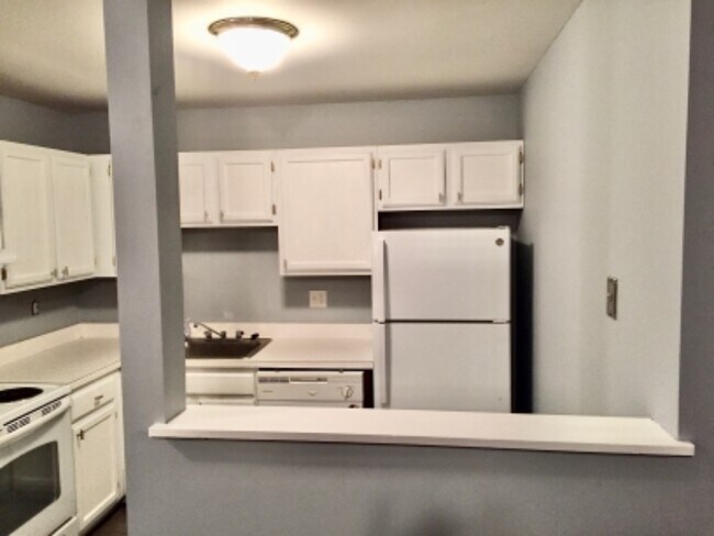 Photo - 2322 Cromwell Hills Dr