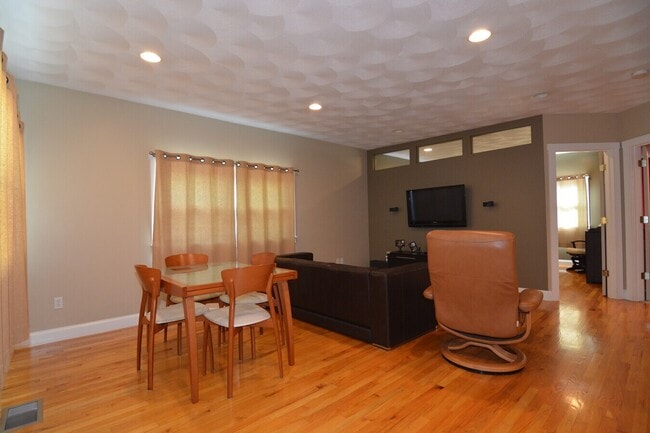 Photo - 665 Mineral Spring Ave Unit A