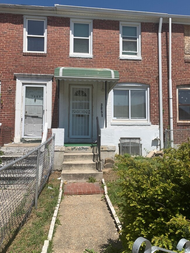 Building Photo - 3051 Ascension St