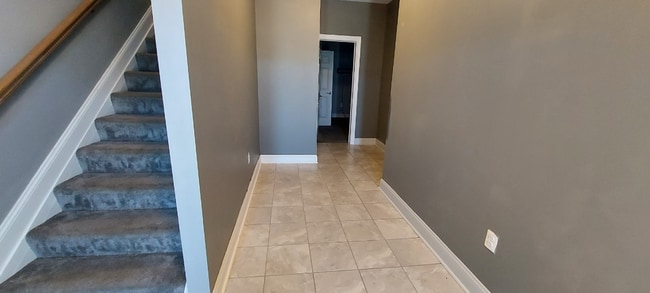 Photo - 1056 Rye Dr