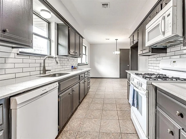 Photo - 535 N Patchin Ave