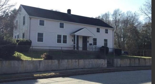 17 Southridge Dr