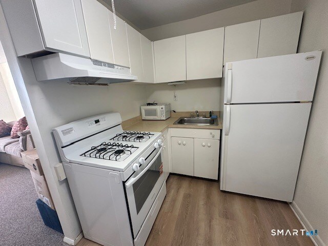 Photo - 1168 Main St Unit C9