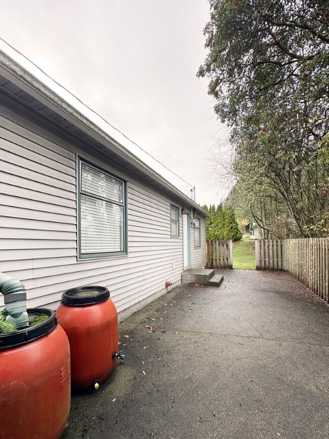 Photo - 2Bd/1Ba Seattle House