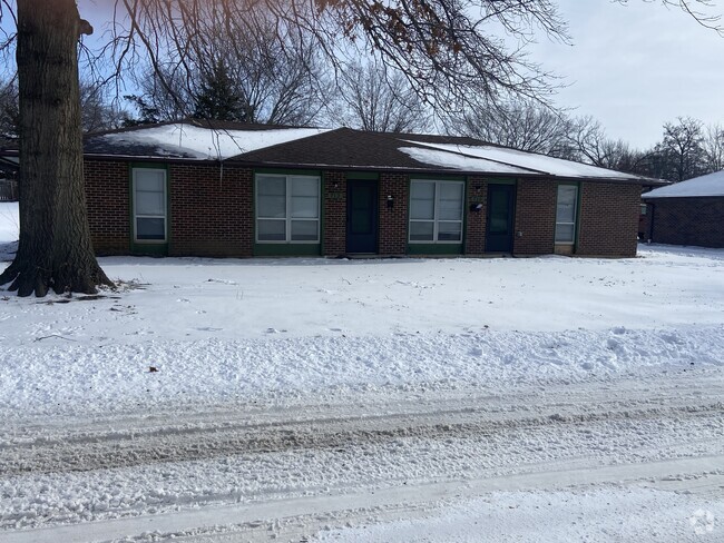 Building Photo - 802 Spencer Ave Unit 802 Spencer Ave Duplex Rental