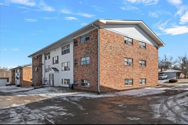 103 S Elder Ln Unit 103 - Unit 2