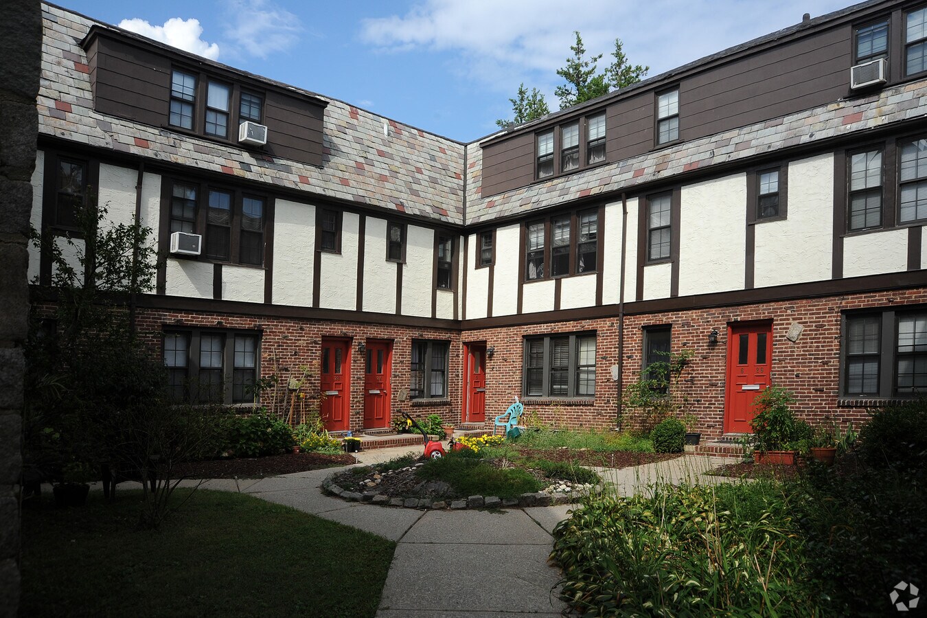 Photo - 203-05 42nd Avenue