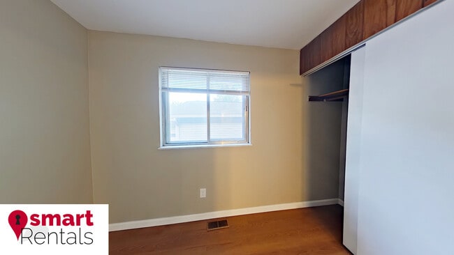 Photo - 1504 Redman Blvd