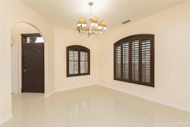 Photo - 28 Quail Ln