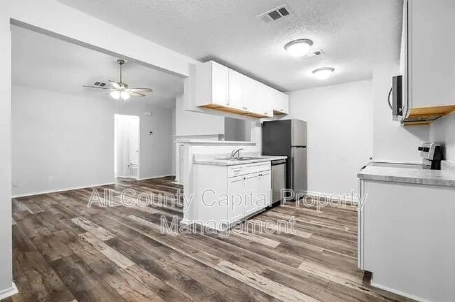 Photo - 13305 Waverly Ct