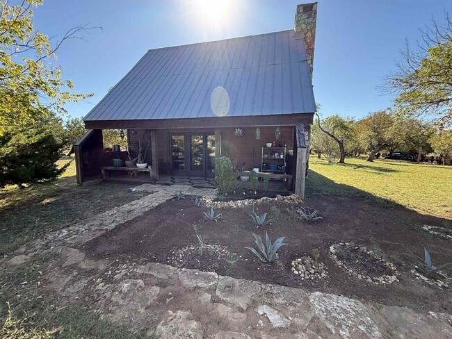 Building Photo - 206 Topspin Dr