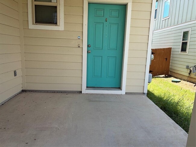 Building Photo - 372 Eagle Brook Ln