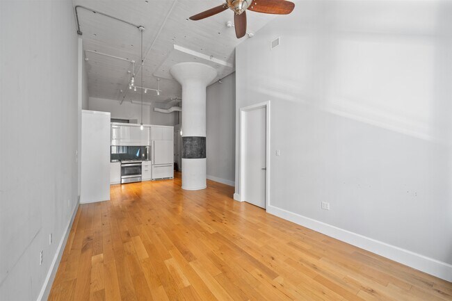 Photo - 50 Dey St Unidad 224