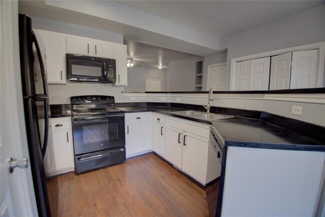 Photo - 2320 Gracy Farms Ln Unidad 712