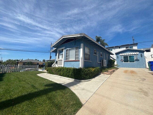 Photo - 4006-4008 DELTA STREET Unidad 4006