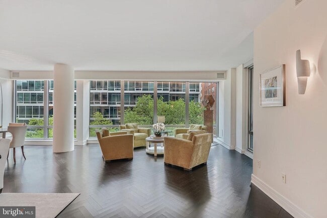 Photo - 1111 23rd St NW Unit 4F