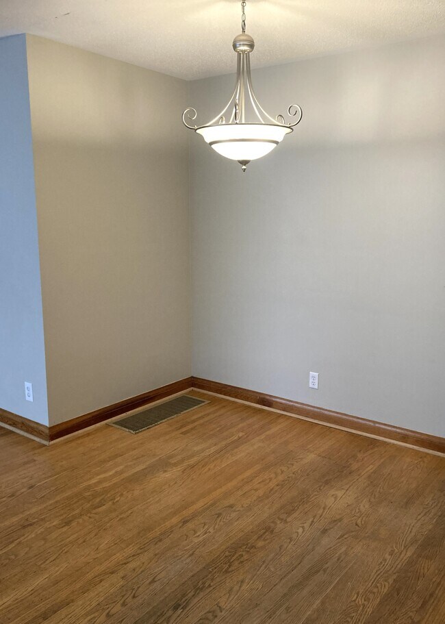 Photo - 28 Abbott Blvd