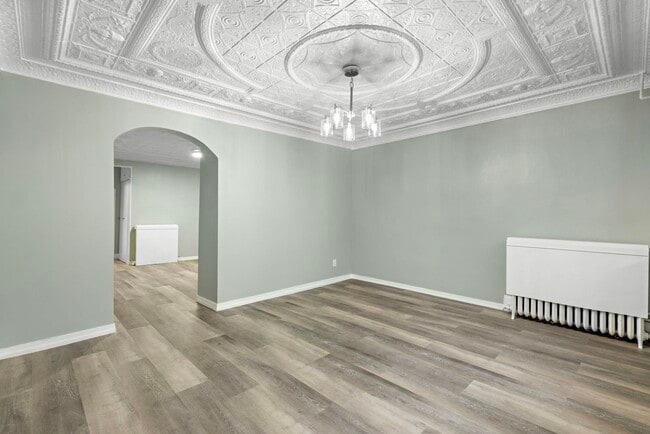 Building Photo - 197 Hutton St Unit 1