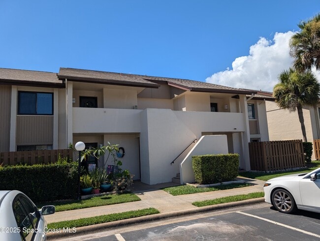 Building Photo - 2245 Golf Isle Dr Unit 424 Rental