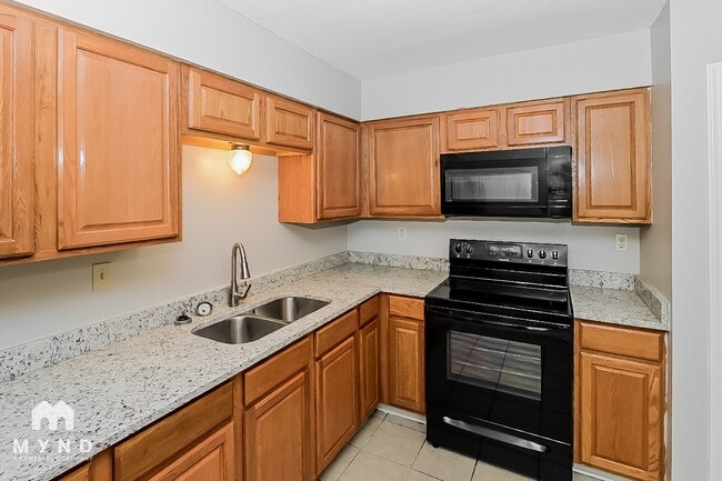 Photo - 10571 Chateau Dr