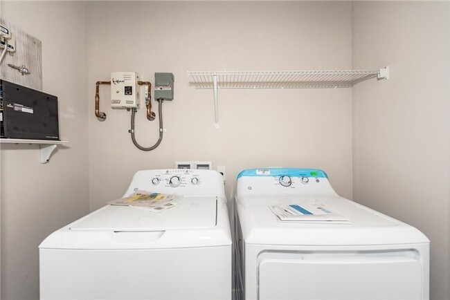 Photo - 1105 NE 2nd Ave