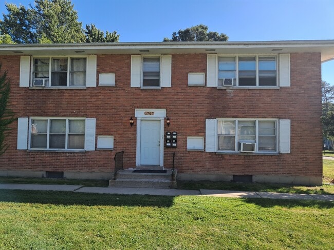 Building Photo - 1727 Lincoln St Unit 1B Rental