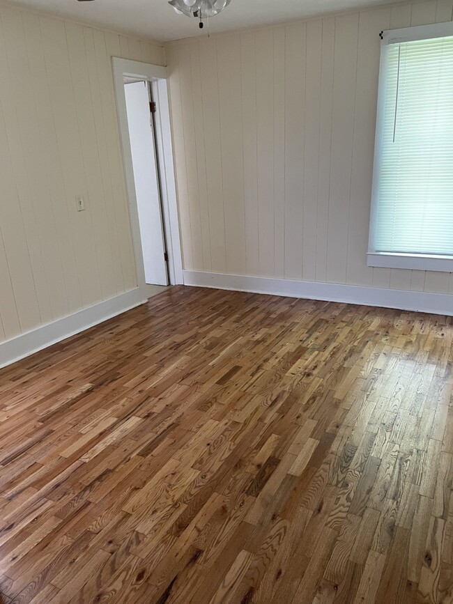 Photo - 201 Court Ave