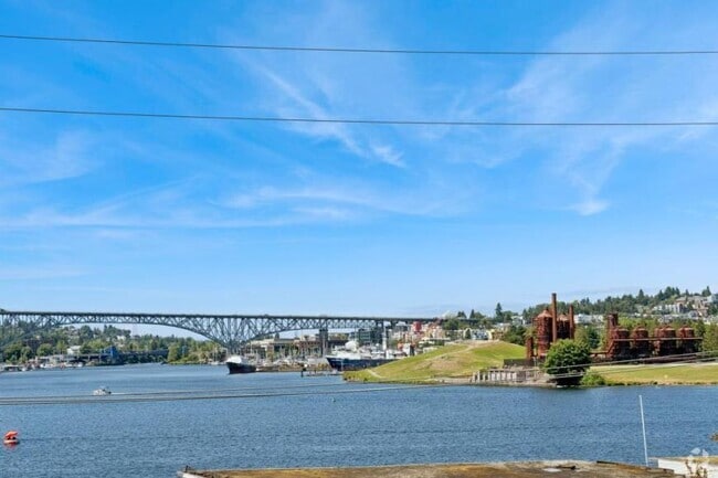 Building Photo - 2 bedroom in Seattle WA 98102 Rental