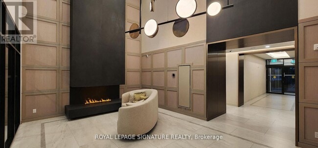 Photo - 3285 Carding Mill Trail Unit 404