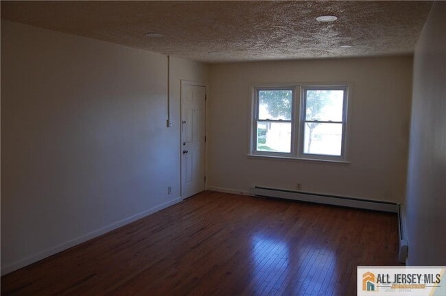 Photo - 57 Avenel St Unit 2