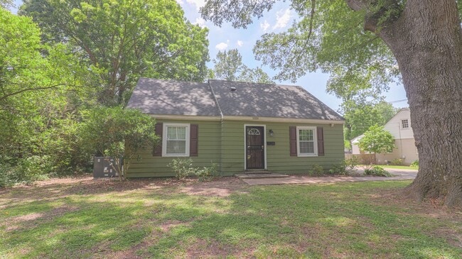 Photo - 1020 W Main St