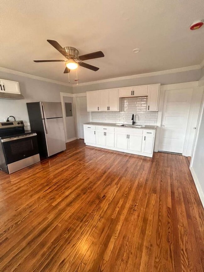 Building Photo - 67 Fairlawn Ave Unit 3