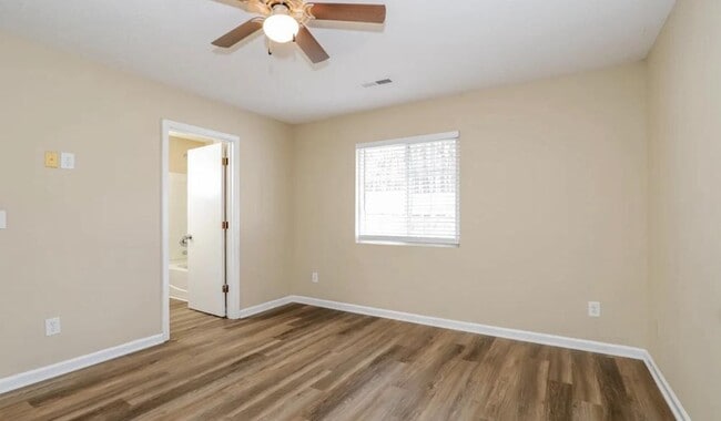 Photo - 3712 Shepway Loop